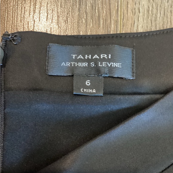 TAHARI Arthur S. Levine Black Dress – Women’s Size 6 - Picture 2 of 7